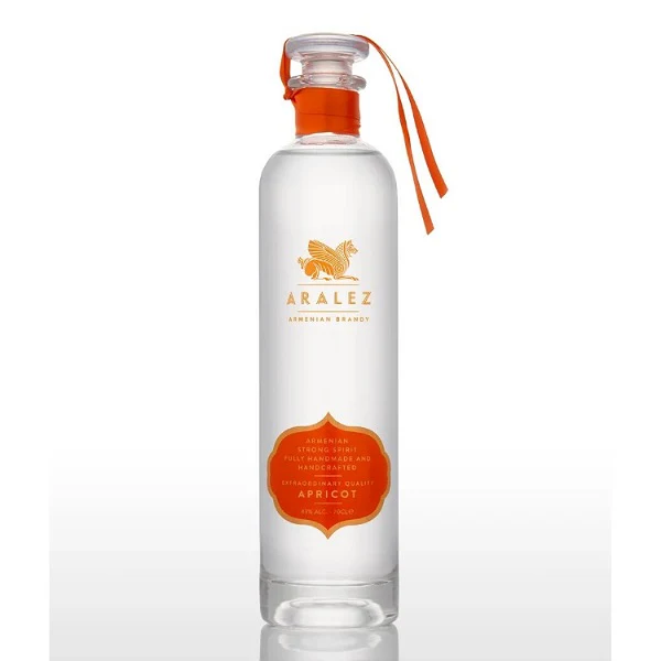 ARALEZ BRANDY APRICOT  ARMENIA 750ML