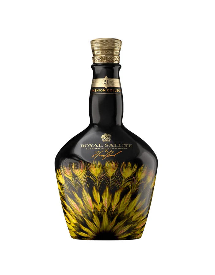 CHIVAS BROTHERS ROYAL SALUTE X HARRIS REED SCOTCH BLENDED LIMITED FASHION EDITION TAN BOTTLE 21YR 700ML